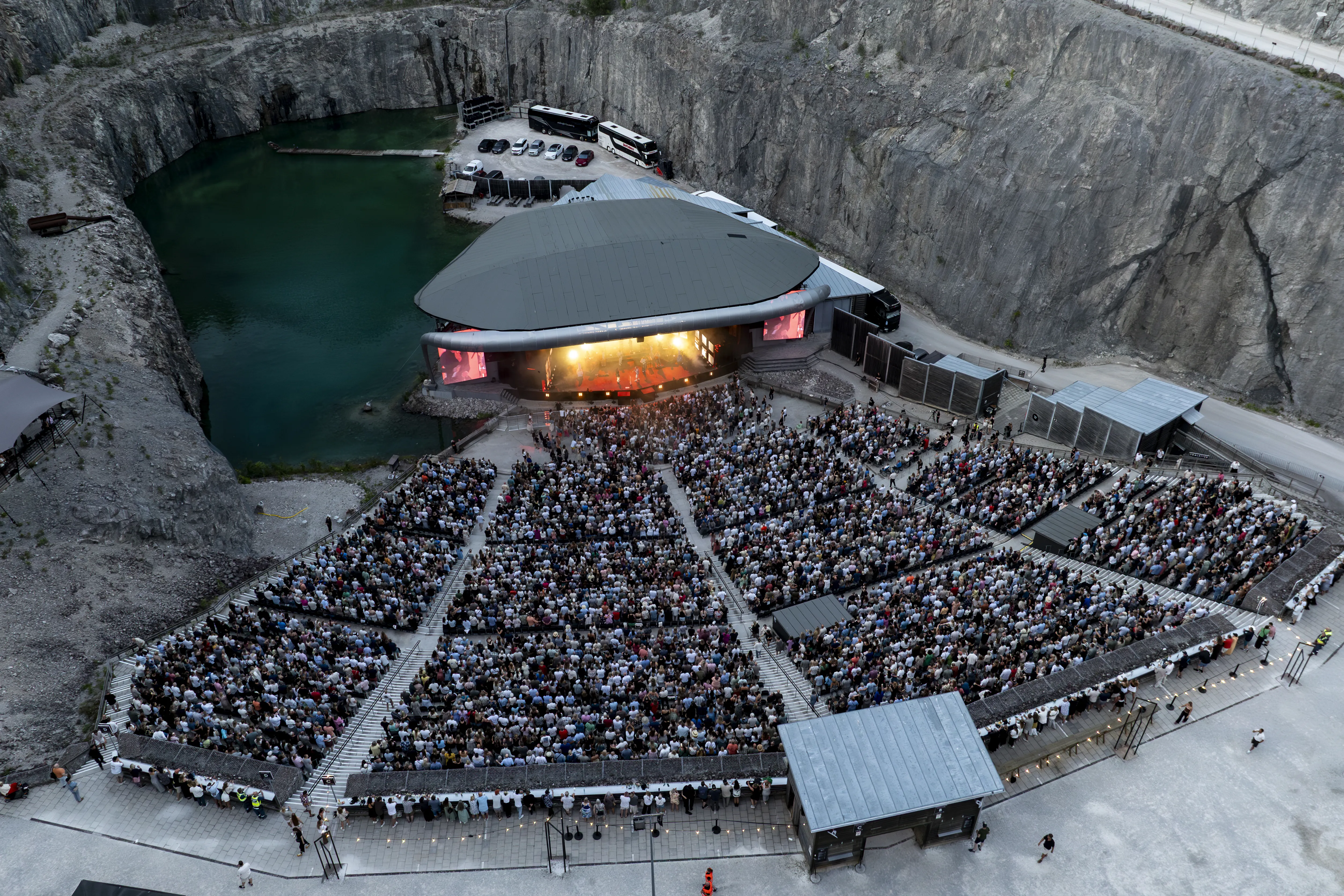 Rolfs Flyg & Bussresor AB